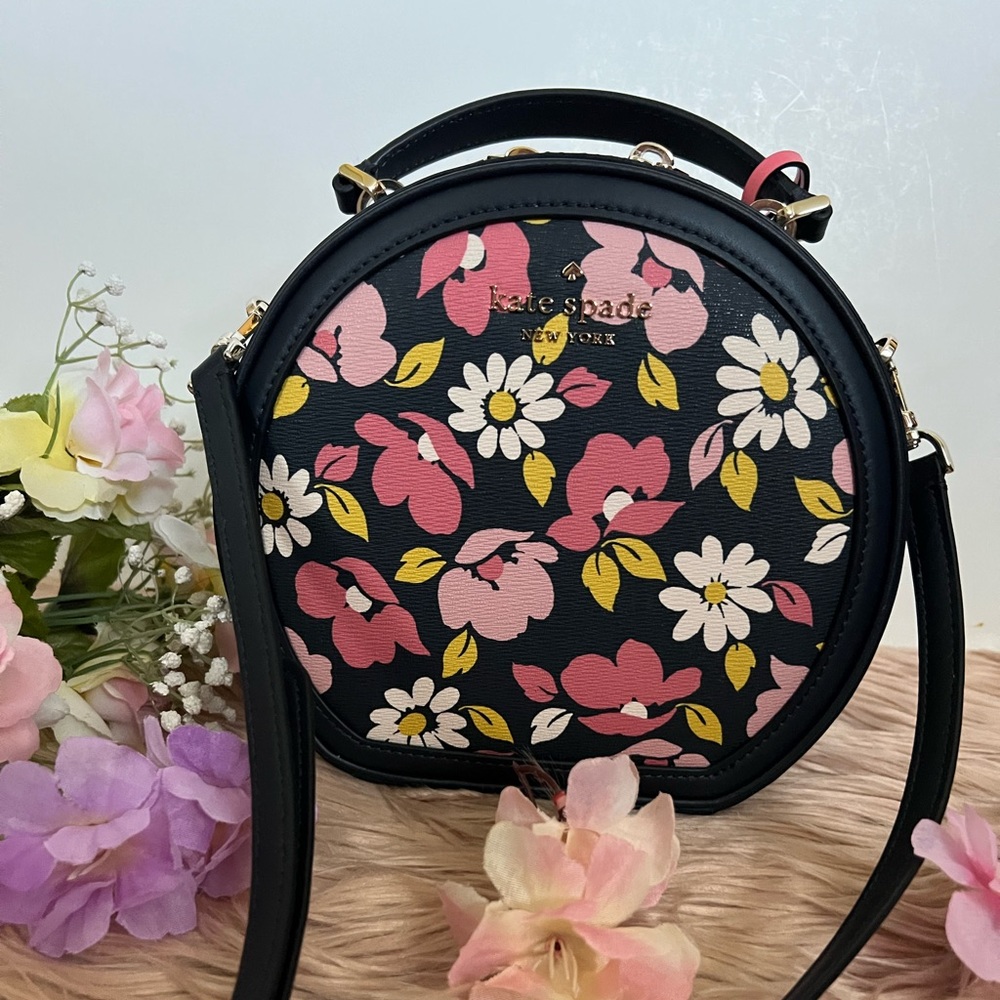 🌸 ♠️Nwt Kate Spade bag ♠️🌸